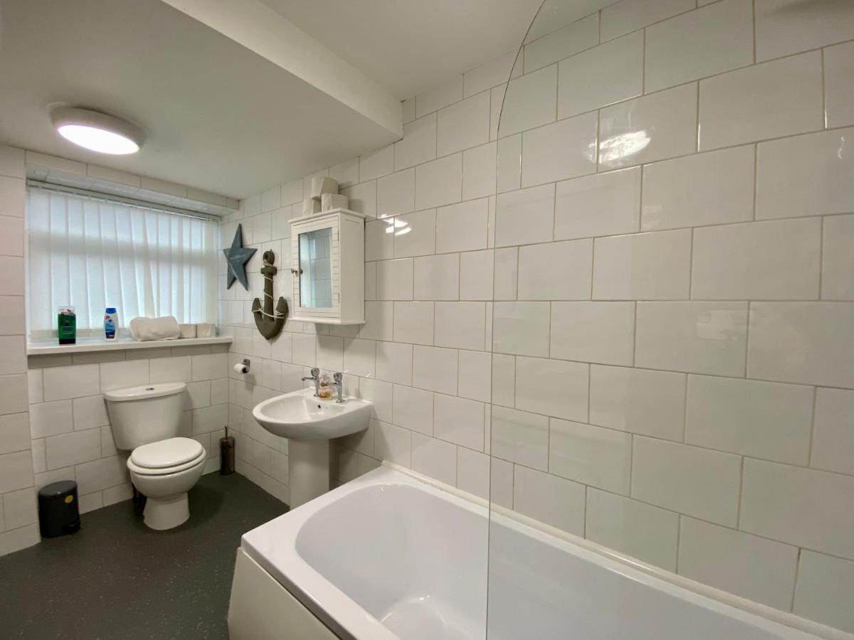 Simpson Beach View Apartments By Blackpool Service Apartments Buitenkant foto
